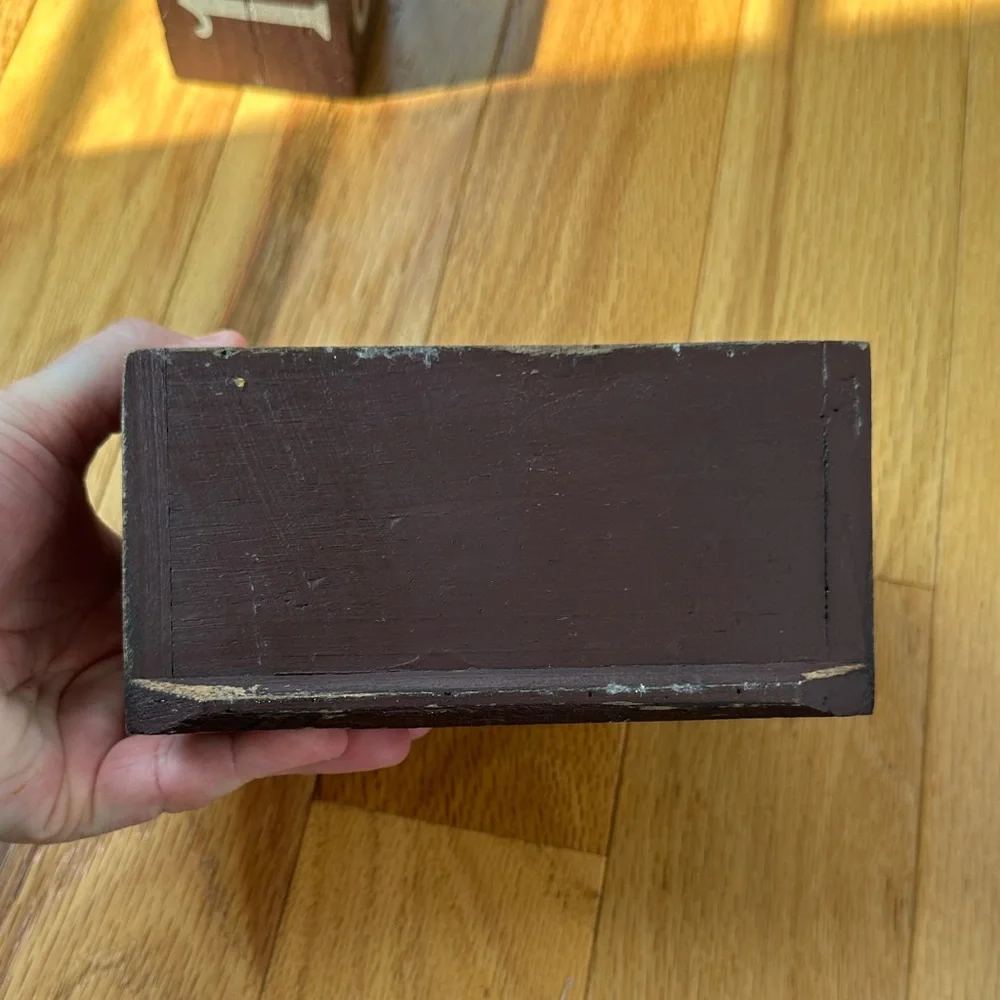 Elegant Wooden Date Block Calendar - Dark reddish Brown